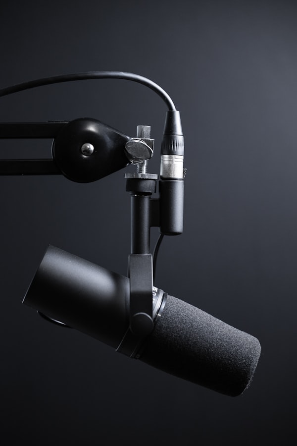 Microfone Condensador USB para Podcast Streaming Estúdio Preto
