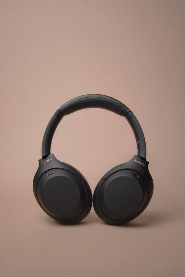 Headset Gamer Surround 7.1 USB Microfone Retátil LED RGB